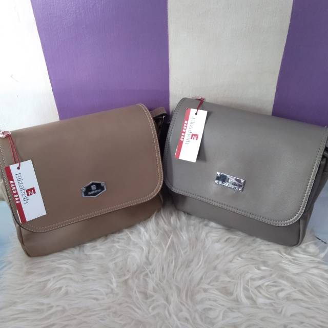 Tas selempang Elizabeth