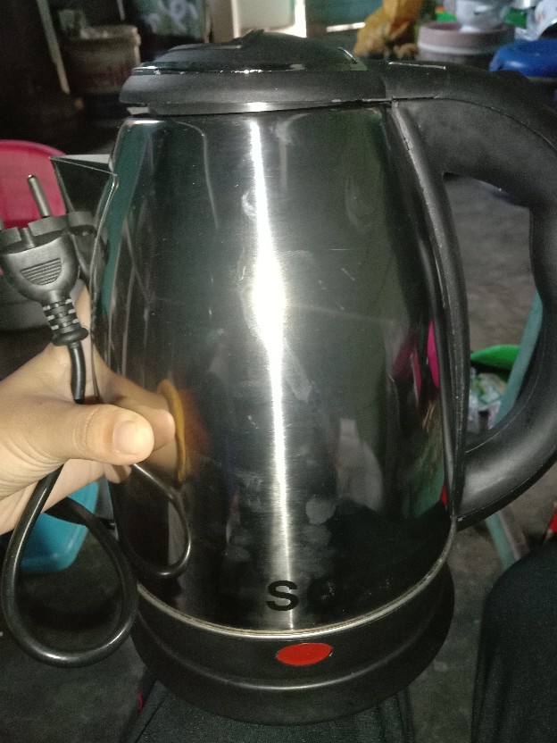 Teko Listrik 2 Liter
