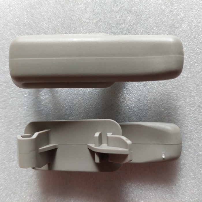 Nesdaywed Plastik Safety Belt Innova Cantelan Safety Belt Belakang Innova Ori