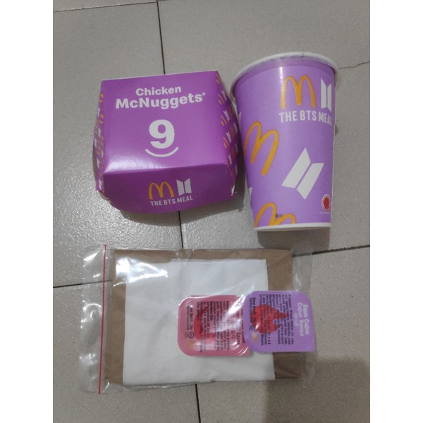 

BTS MEAL MCD MCDONALDS + SAUS CAJUN