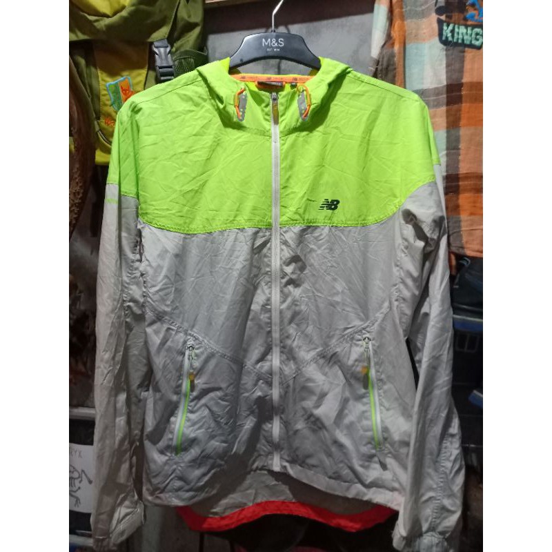 jaket ultralight new balance second Outdoor lightweight
