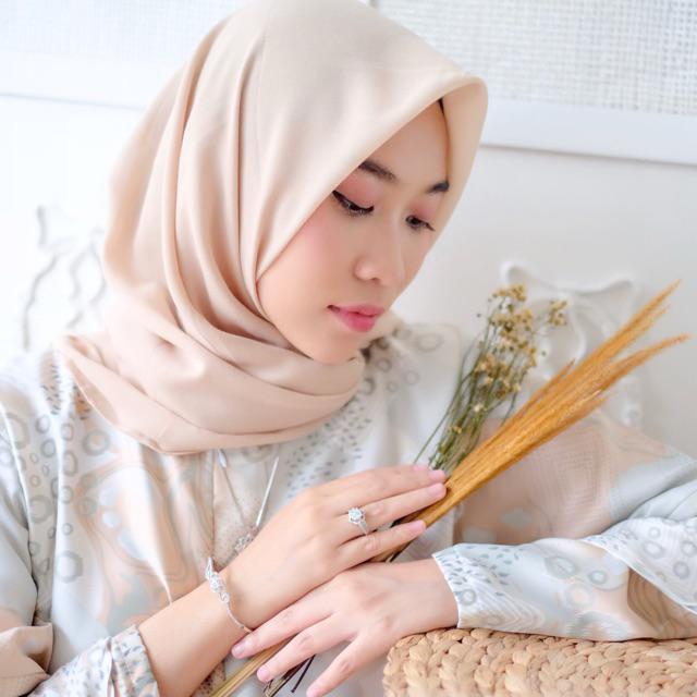 Birdnest Akar Wangi Diameter Luar +-15cm