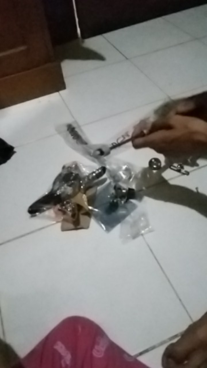 Gas Spring Huben Hidrolik Jok Motor Hidrolis Pintu Atas Kitchen Set Huben 100n