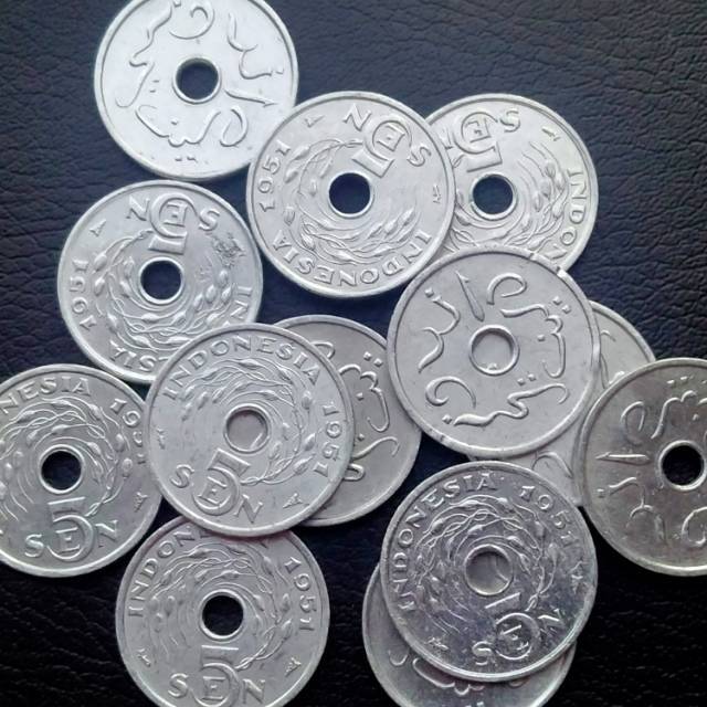 Koin kuno 5 sen Bolong 1951