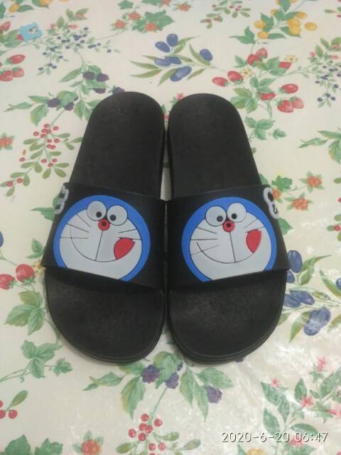 Sendal Doraemon Size 31-40 motif timbul...