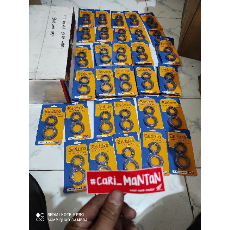 KOMSTIR KONSTIR ENDURO SKF UNTUK MOTOR VARIO BEAT  SCOOPY SUPRA 110 125 REVO BLADE PCX CBU PCX LOKAL