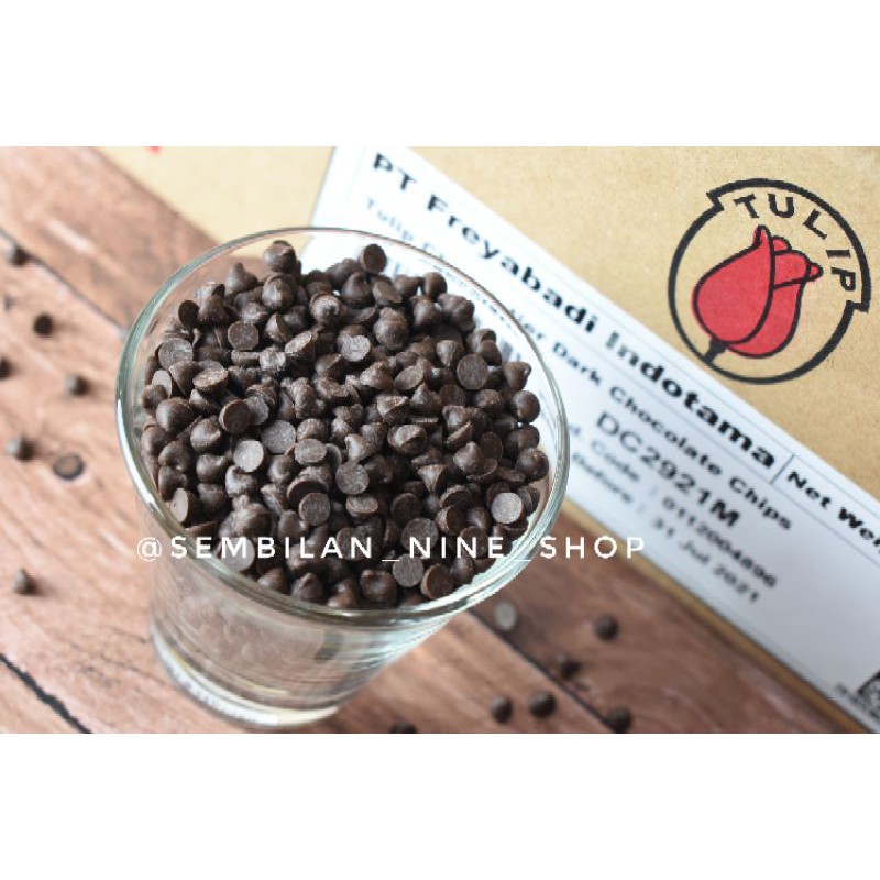 

TULIP CHOCO CHIPS Dark Compound 1 KG Chocolate Cokelat Coklat Chocochip Hitam