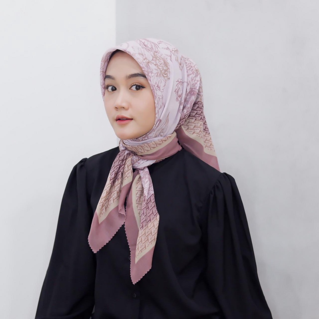 Square Motif Maira Part 1-M 11