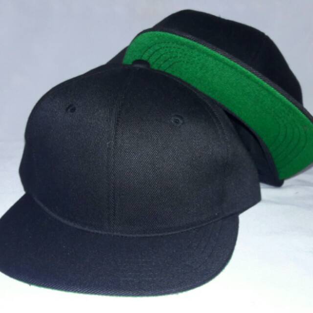 Topi snapback hitam full based hijau model luar negeri