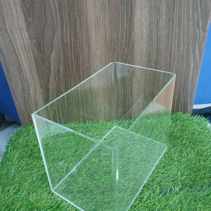 

Office & Stationery | Document Organizer | Solitare Akrilik 25X15X15Cm - Bending 2Mm | Best Seller