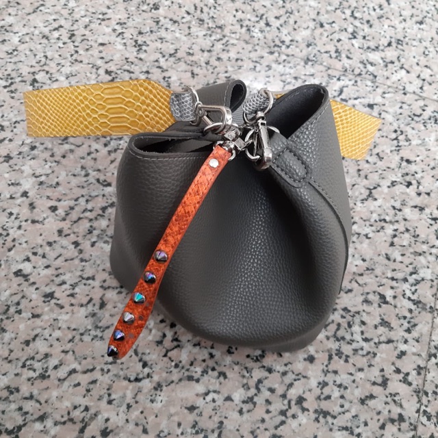 Find Kapoor Mirror 1:1