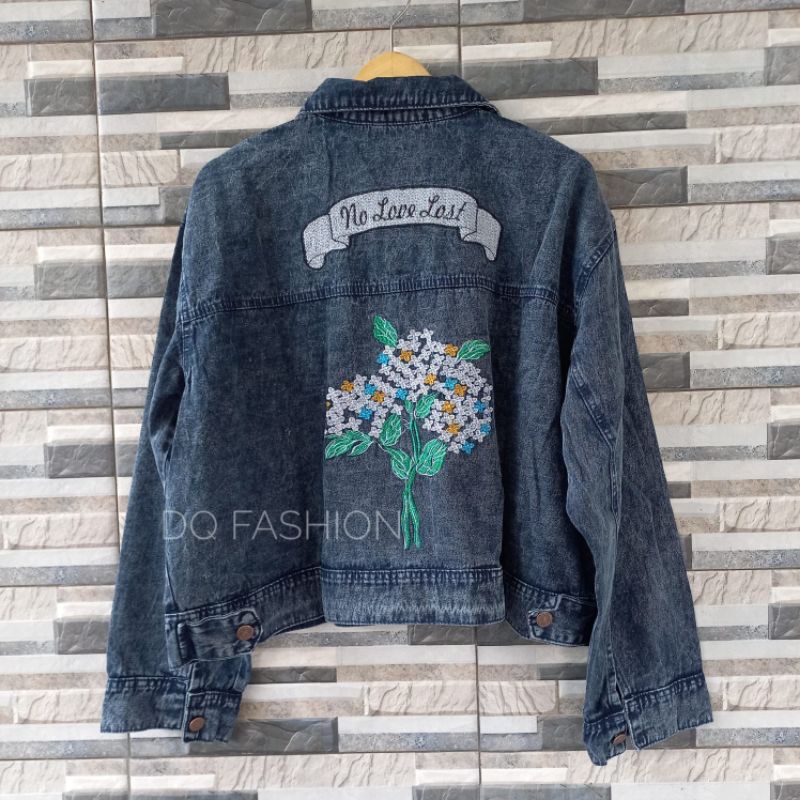 Jaket Jeans Wanita Oversize Crop Wash Denim Bahan Tebal Muat BB 80-90 kg Jumbo