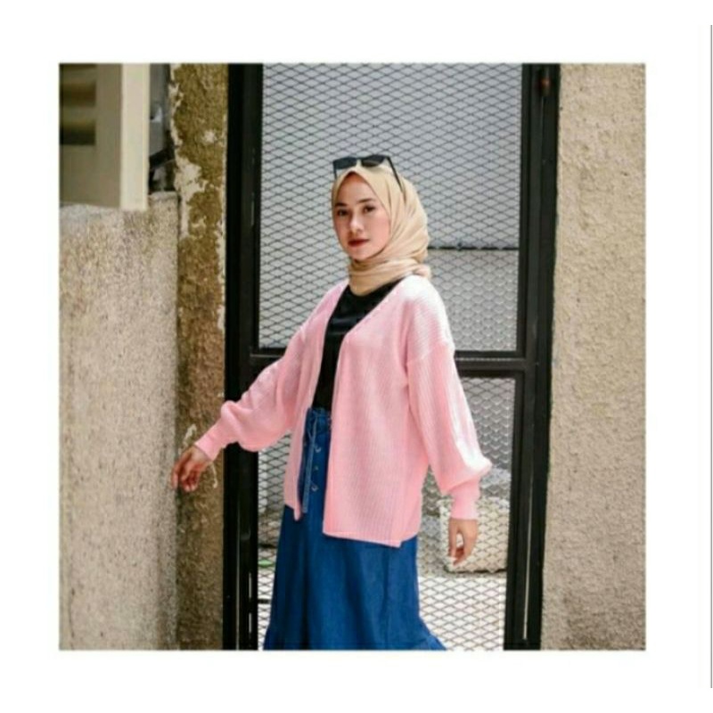 kardigan Rajut Baloni