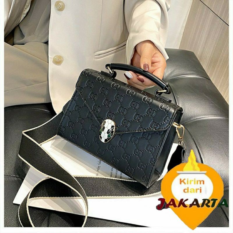 (2PC BISA IKG)GTBI998813888 New Arrival  !!!  Tas Selempang  Tas Wanita Import  Premium Terbaru