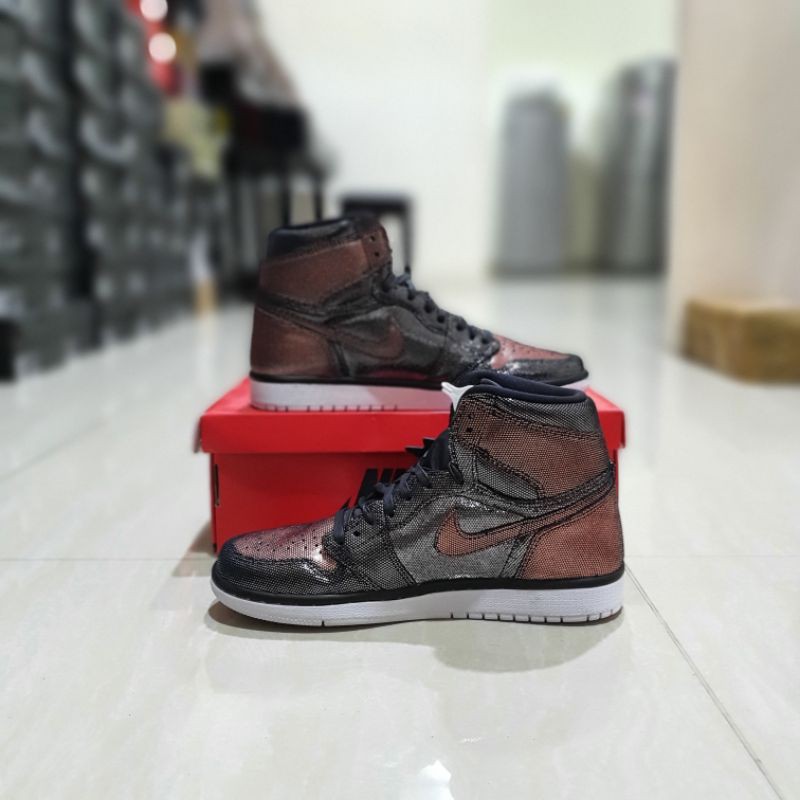 women jordan 1 fearless