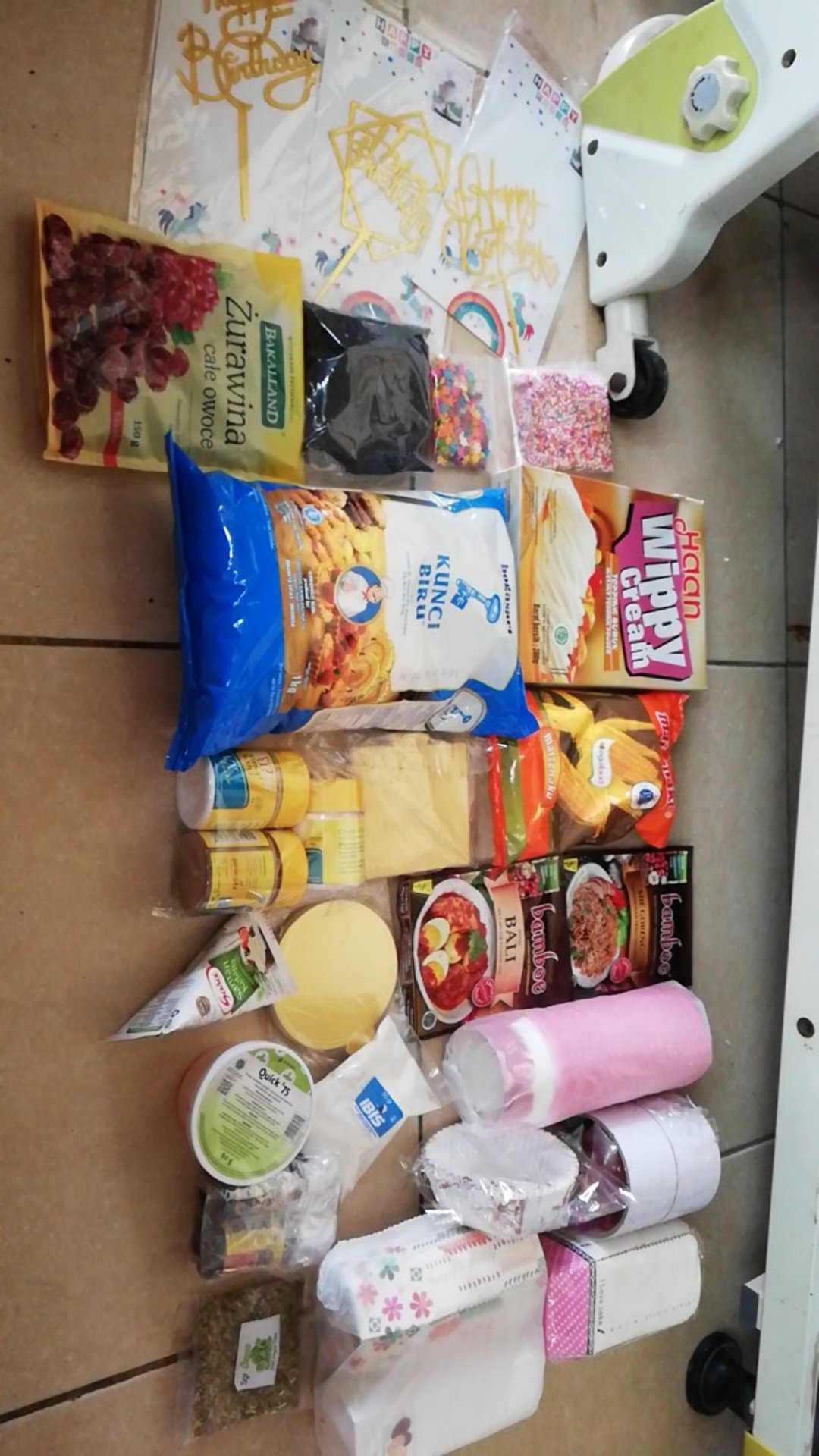 Cup Muffin Besar 60mm [per 25pcs]