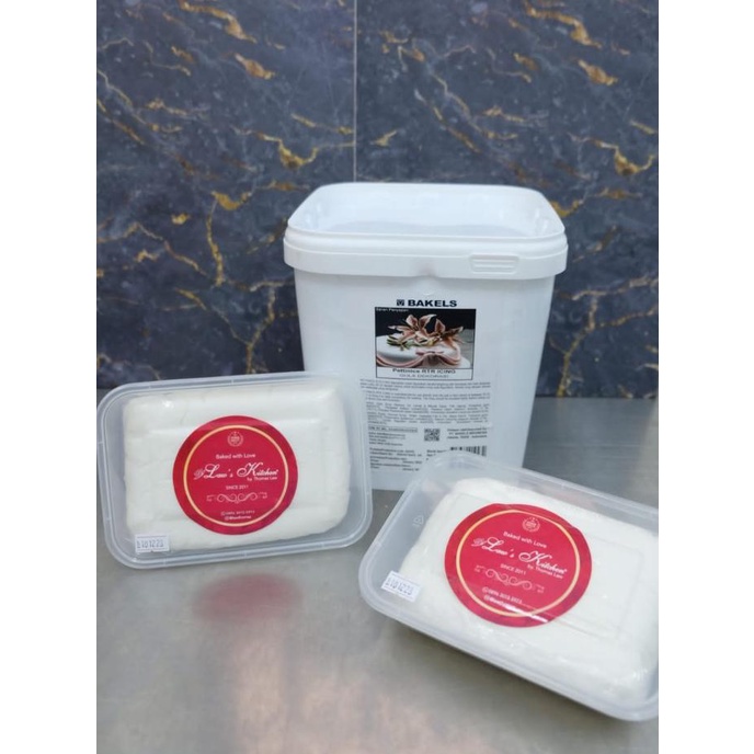 

$+$+$+$+] Fondant merk Bakels 500 gr gula icing decoration