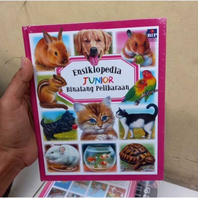 

BUKU ENSIKLOPEDIA JUNIOR BINATANG PELIHARAAN