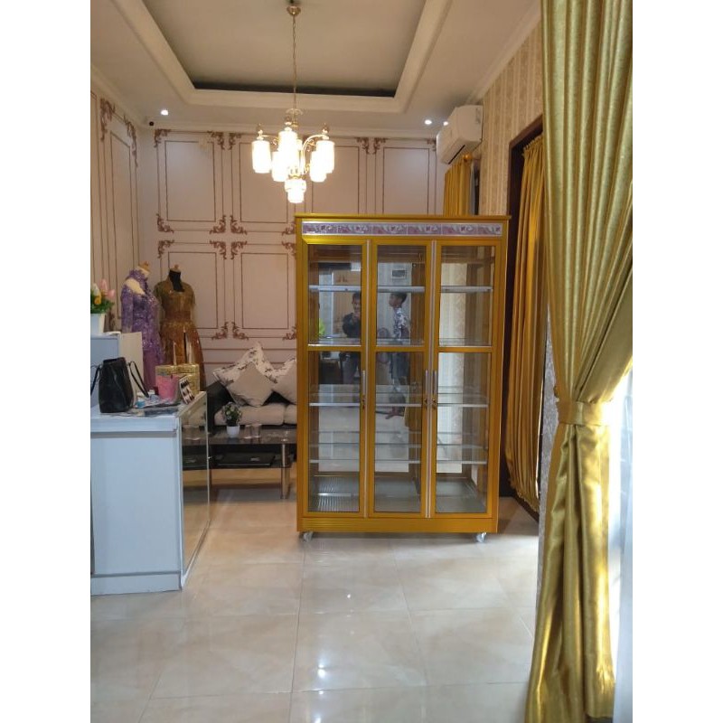 LEMARI kaca hias Aluminium bisa buat lemari display/ lemari sudut/ etalase kaca/ almari kaca