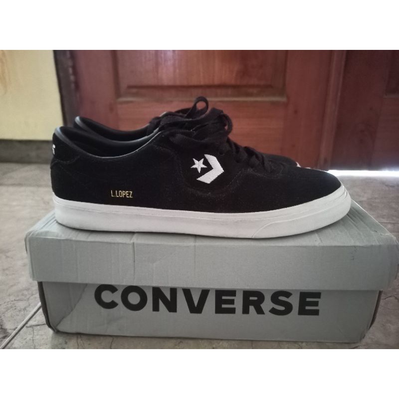 CONVERSE LOUIE LOPEZ BEKAS/SECOND BOX DAMAGE