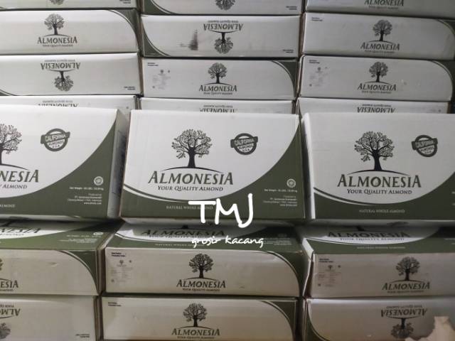 ALMOND MENTAH UTUH ALMONESIA 22.68 KG (50 LBS)