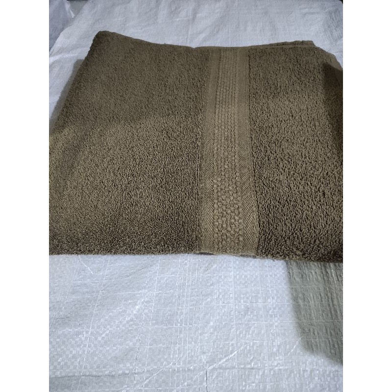 HANDUK  POLOS WARNA KWALITAS HOTEL BINTANG 5 MTA / HANDUK  MANDI  COMBED TERY / TEBAL KATUN, NYAMAN