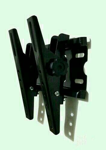 Bracket/ Dudukan TV LCD LED Plasma 10"-42" Fleksibel