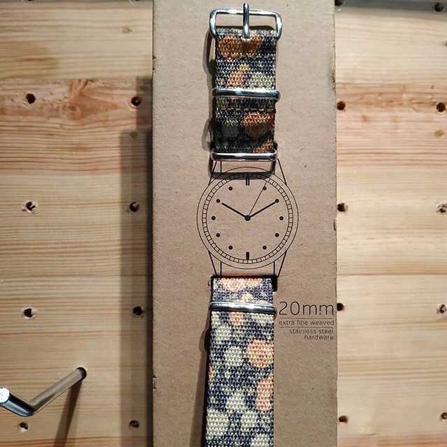 Hypergrand Nato strap buckle garden skrimish silver 20mm