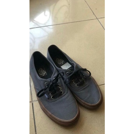 SEPATU VANS OTENTIK GUMSOLE UK 42 ASLI ORIGINAL