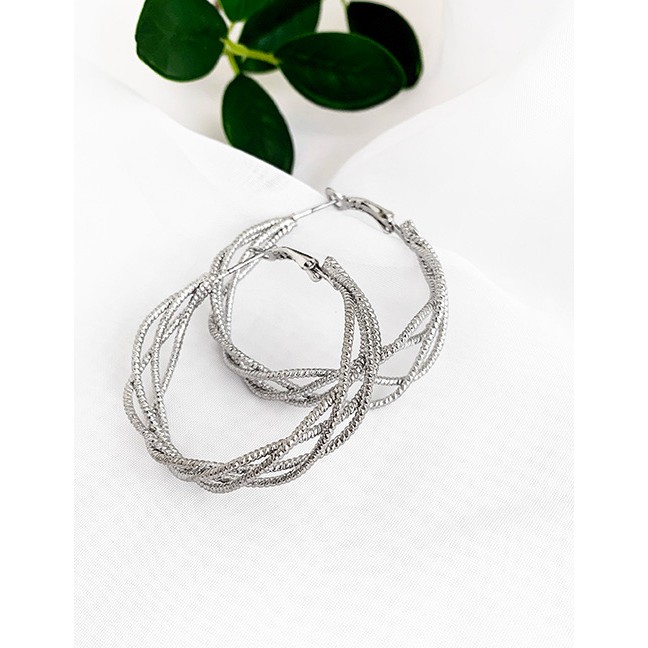 LRC Anting Tusuk Fashion Silver Alloy Hollow Woven Circle Stud Earrings D84460