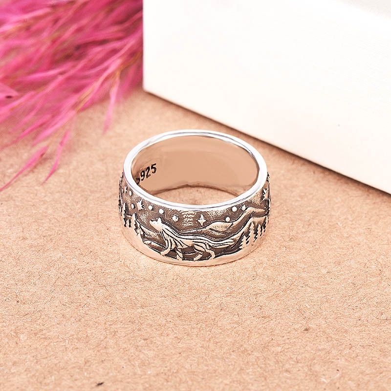 Cincin Pasangan Desain Serigala Loyal Bahan Stainless Steel S925 Gaya Vintage