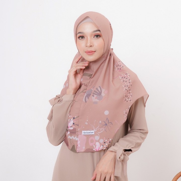 Hijabwanitacantik - Instan Baiti Magnolia | Hijab Instan | Jilbab Instan Bergo Exclusive Printing-Clay
