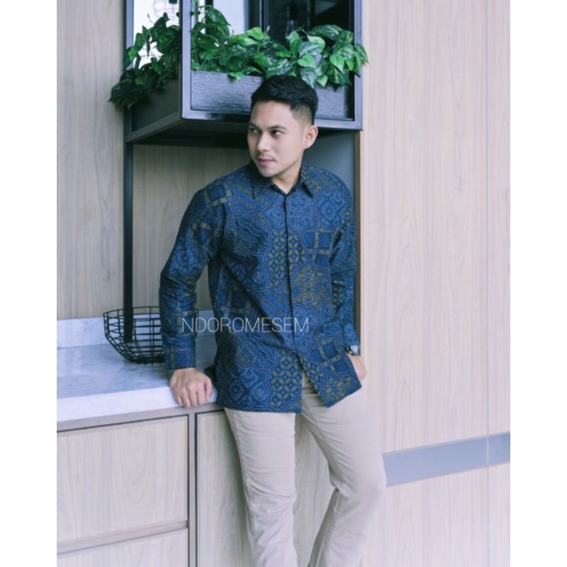 Batik Premium warna navy batik dewa wangsa biru navy batik eksklusif panjang bahan katun batikfuring