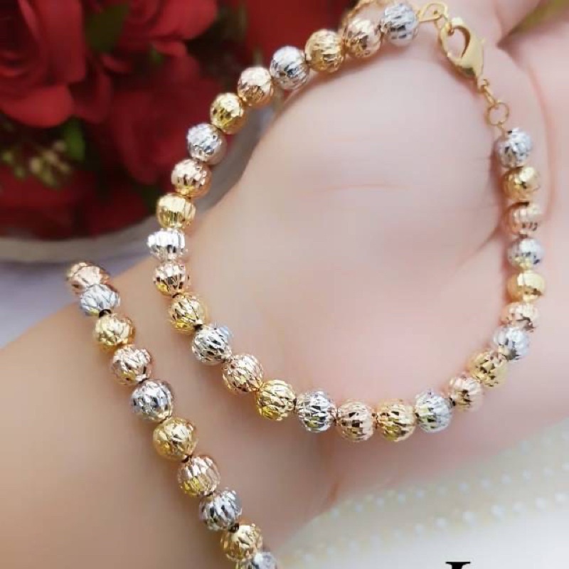 Gelang Tangan Wanita Warna Cantik Terbaru