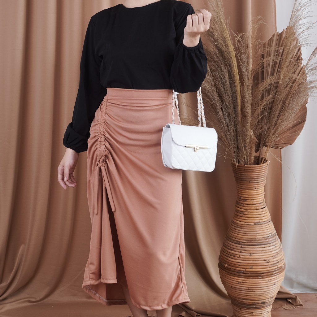 BEFAST - ZFC OOTD Wanita Rok MIKIYA / Rok Serut Casual Korean Look - Midi Maxy Skirt / Rok Wanita Terbaru 2022 / Rok Serut Polos Casual / Fashion Wanita Remaja Trendy / Termurah / Rok Kondangan / Terlaris