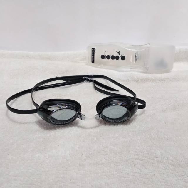 Kaca mata renang diadora original GL81202