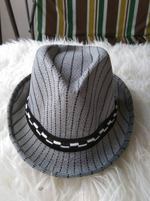 Topi fedora anak strip