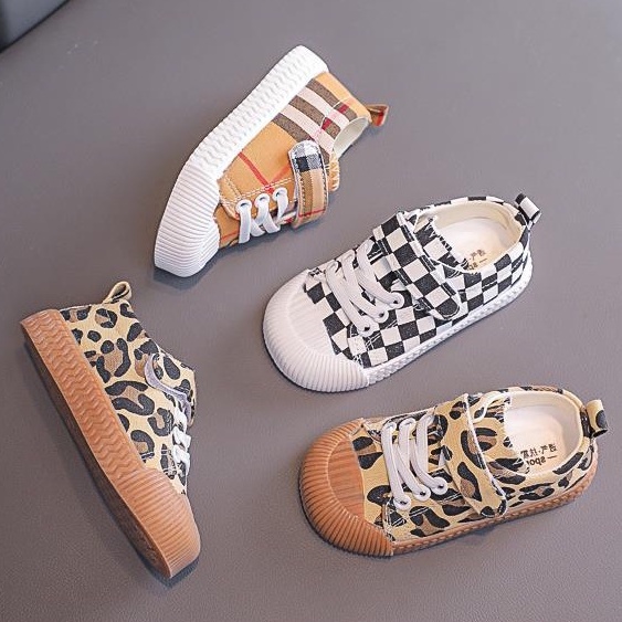 Sepatu Walkie Sneakers Kids Shoes Sepatu Anak Size 21-25 Usia 1-3 Tahun