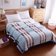 Selimut Bulu Halus 140x190 Motif Dewasa Aesthetic Blanket Termurah Terlaris Berkualitas New Arrival-Kotak Biru