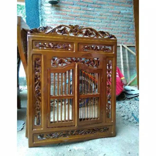 Figura Jendela Krepyak Ukir Jati Finishing plus kaca