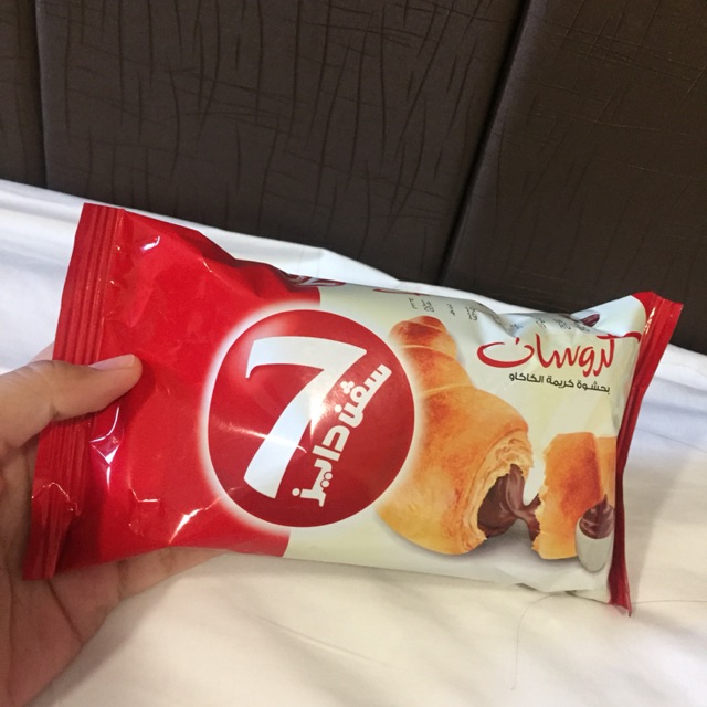 7 days croissant arab
