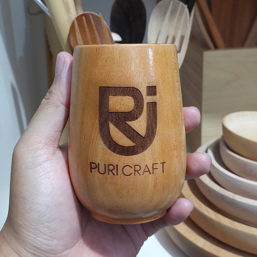 JASA GRAFIR/UKIR Kayu / Grafir Gelas Kayu / Ukir Gelas Kayu / Grafir Alat Makan / Grafir Kayu / Hampers Lebaran / Kado Nikah / Kado Ulang Tahun / Kado Wisuda / Kado Cowok / Kado Cewek / Kado Unik / Kado Kekinian / Kado Aesthetic / Puri Craft