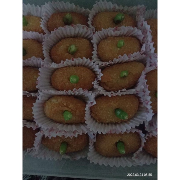 

kroket kentang/kue basah/kue tradisional/jajanan pasar