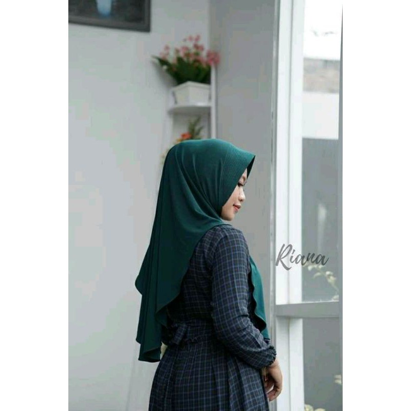 HIJAB RIANA TERNYAMAN-Emerald