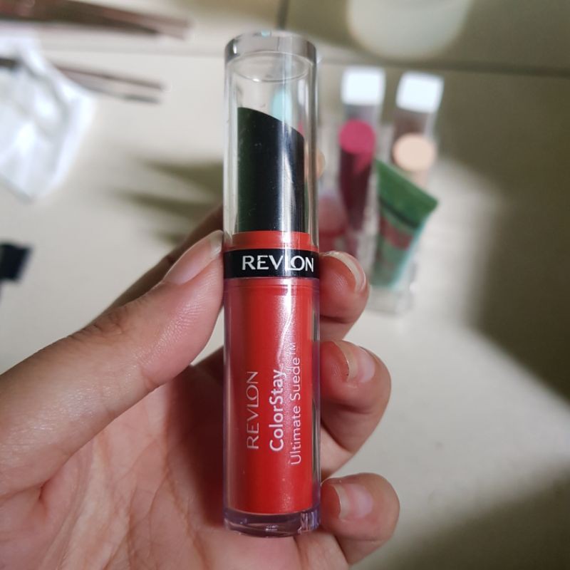 Revlon Colorstay Ultimate Suede Lipstick Shade 097 Designer