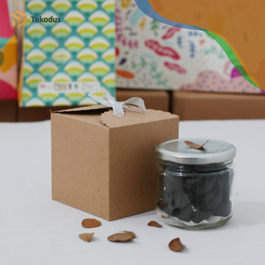 

Kotak Kado/Box Souvenir/ Dus Gelas 10x10x10 cm Termasuk Pita (Bisa Custom) - Tokodus Bandung