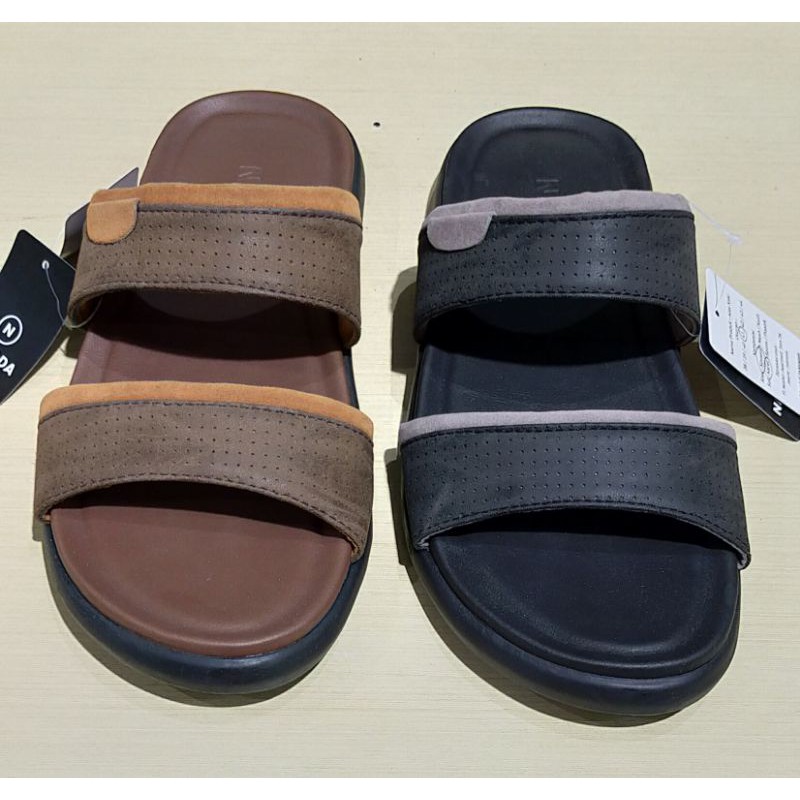 sandal pria cole