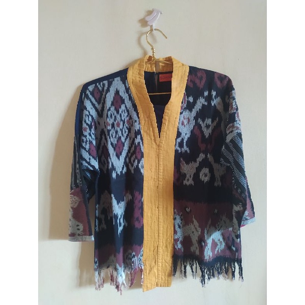 Preloved atasan tenun sovinska jolenee