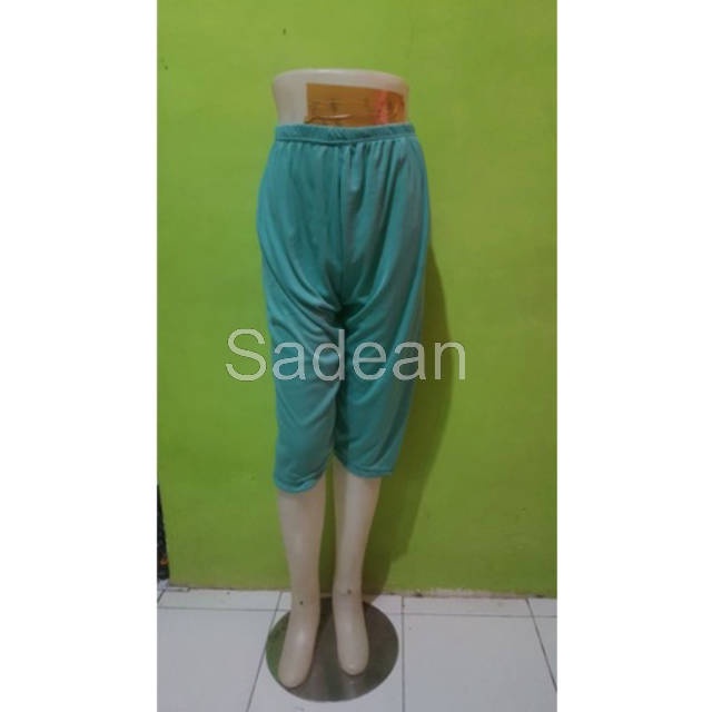 CELANA STRIT SHORT WANITA / CELANA KOLOR WANITA MURAH/DALEMAN ROK