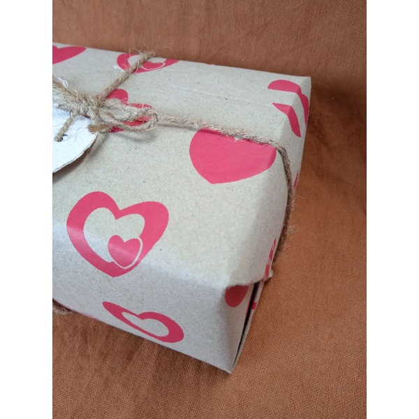 

Kertas Kado Ramah Lingkungan Warna Cokelat Ukuran A3